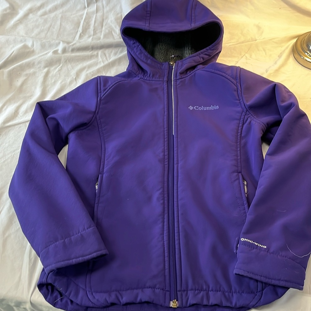 Columbia soft shell, omni-wind and omni-shield jacket, size medium (10/12)